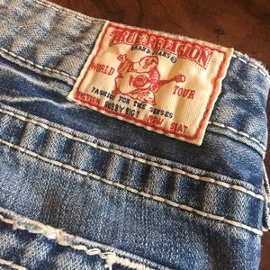 True Religion Bobby Big T Denim Shorts ~ 30